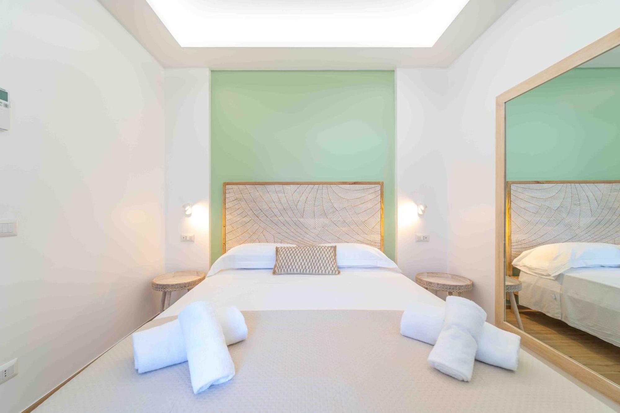 Mensos Rooms Olbia Exterior foto